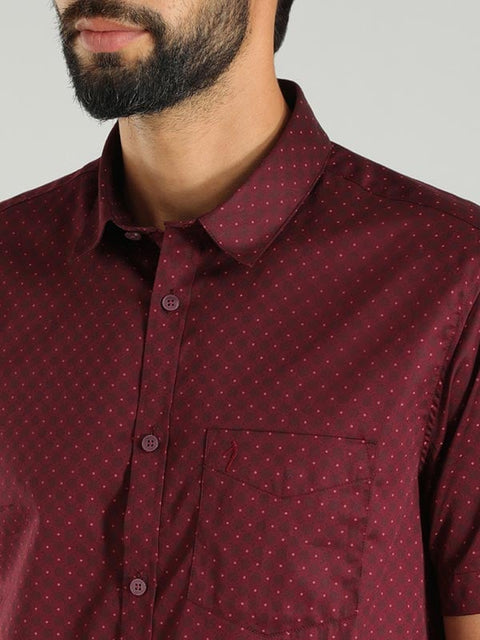 Indian terrain Dark Red Men Printed Half Sleeve Cotton Blend Shirt