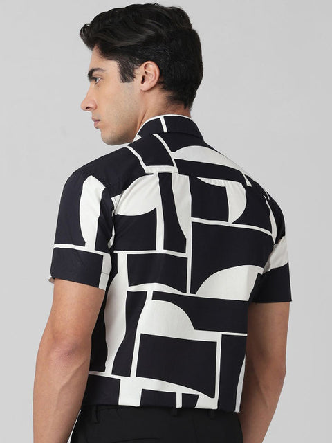 Mufti Men Spread Collar Abstract Printed Cotton Relaxed Fit Casual Shirt